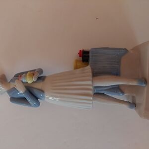 Tupperware VTG Porcelain Lady Recruit Award Figurine Series 1 Ext Rare 1980's